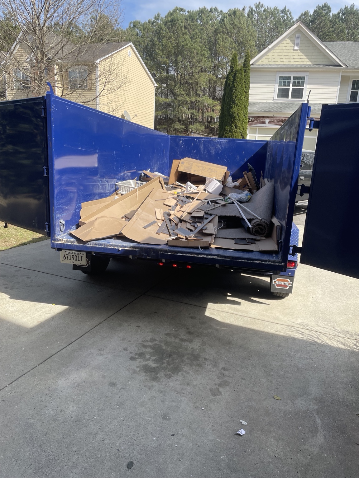 Loaded TPM dump trailer