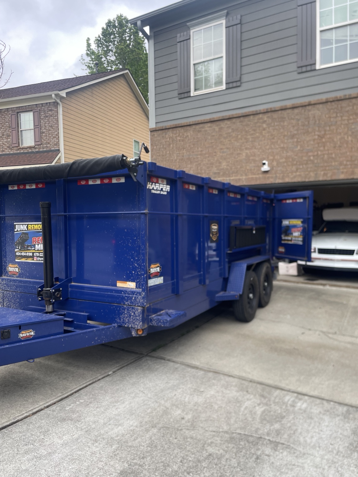 Trailer Side